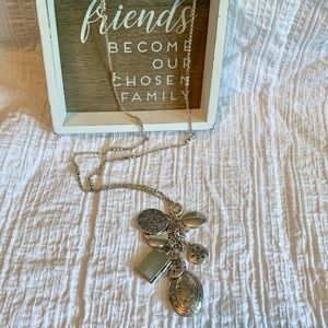 PREMIER DESIGNS Near & Dear necklace